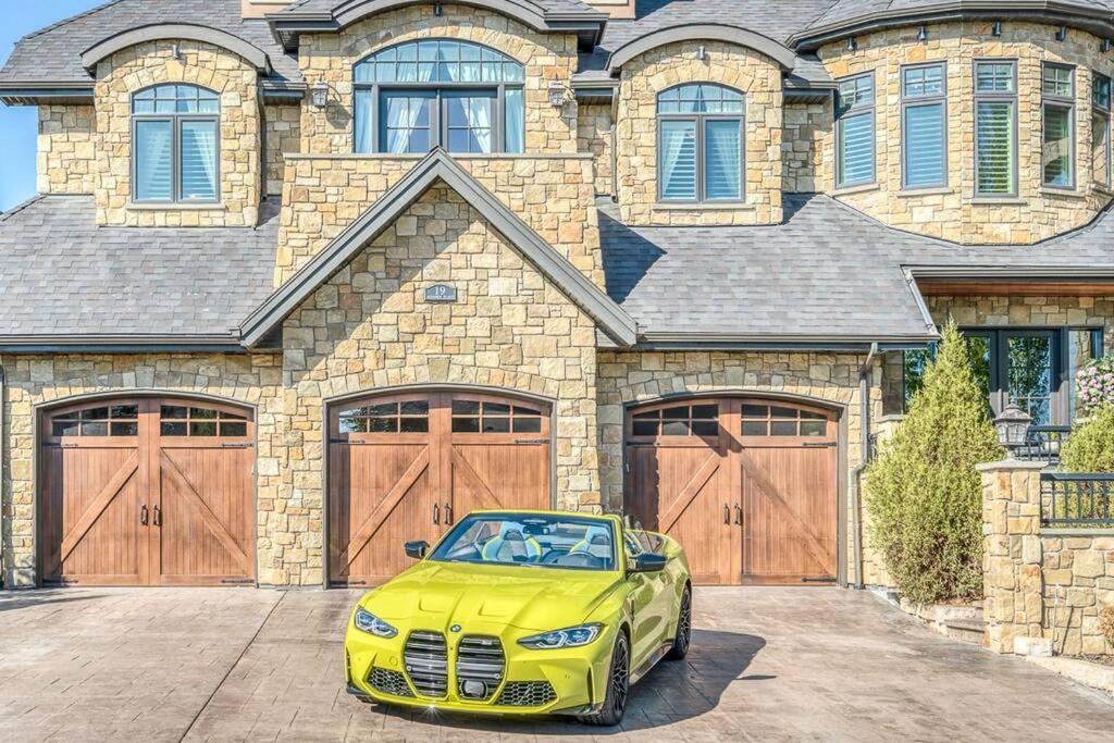 French Chateau W/Swim Spa & Theatre: 11,700 Sqft Calgary Bagian luar foto